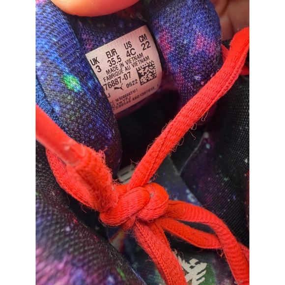 Size 4 (GS) - PUMA MB.01 x LaMelo Ball Mid Galaxy 2022 used basketball - Picture 9 of 9